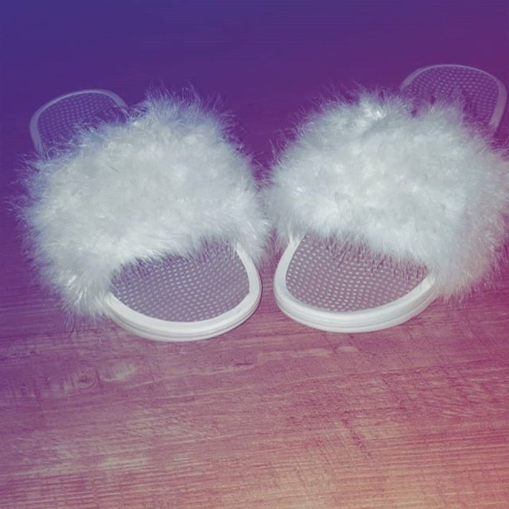 Custom made fur slides